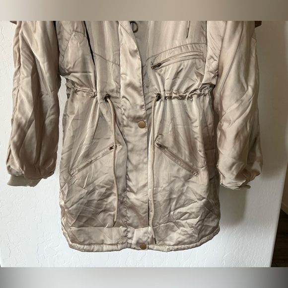 Urban Outfitters|Beige long line puffer coat jacket with cinched waist••NWT,boho - Picture 7 of 15